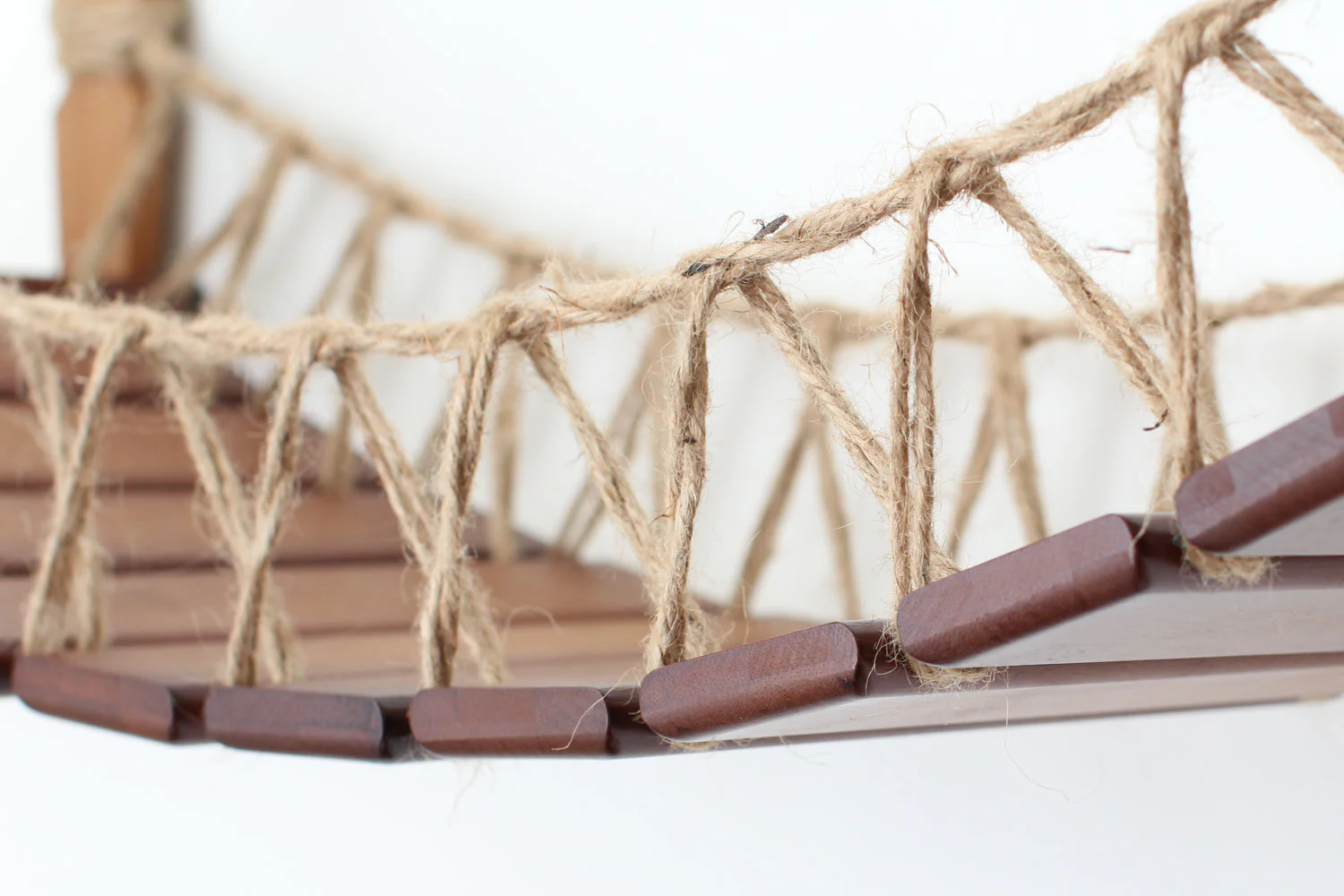 Catastrophic Creations Cat Bridge for Wall - Image 10
