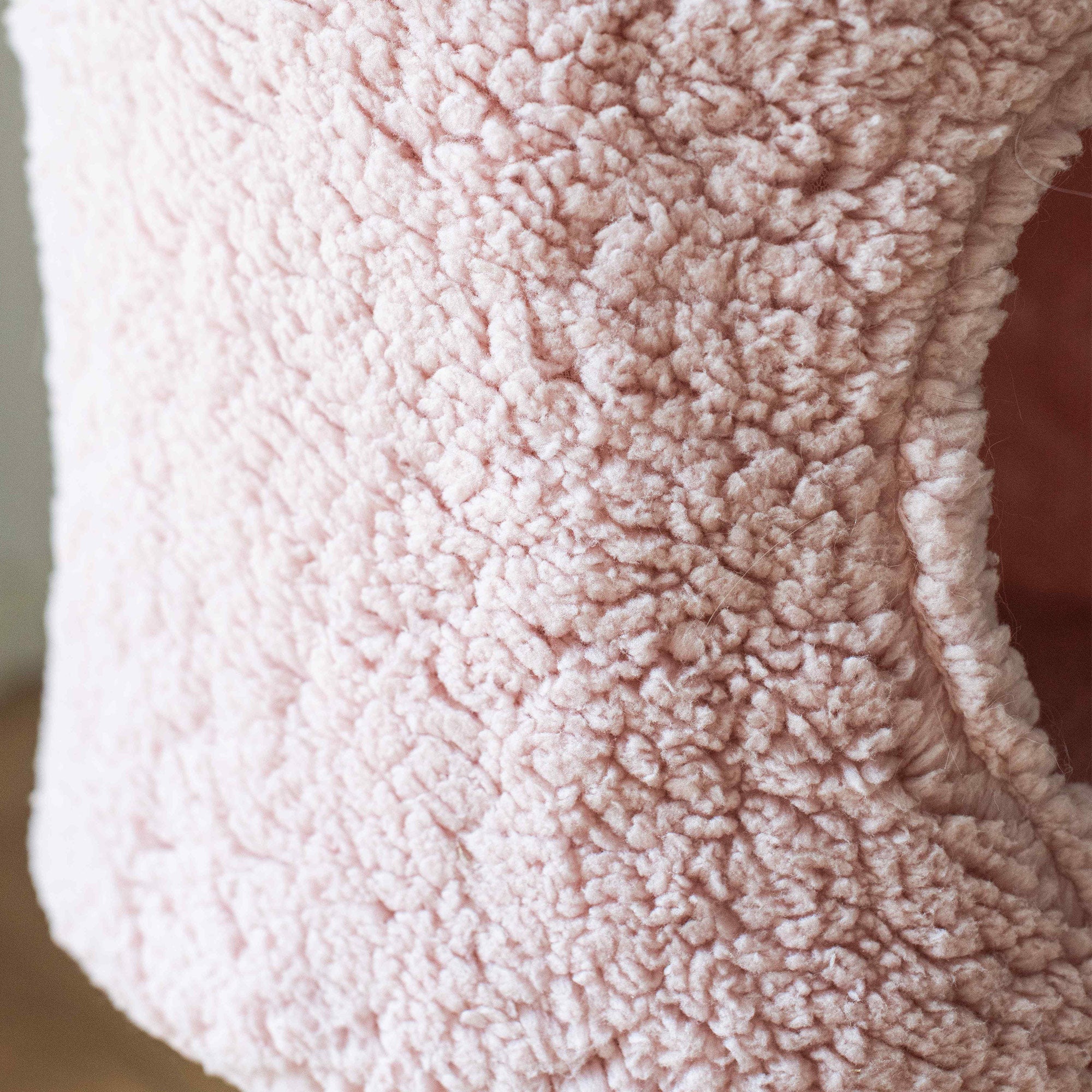 Catry Flamingo Cat Tree with Scratching Ramp - Image 6