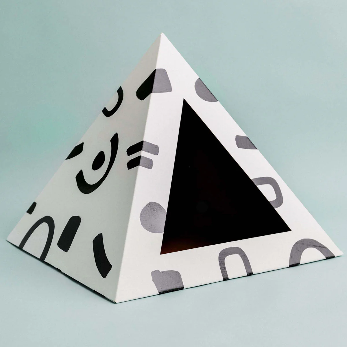 Kitty Kardboard® 'Doodle' Cat Pyramid - Image 3