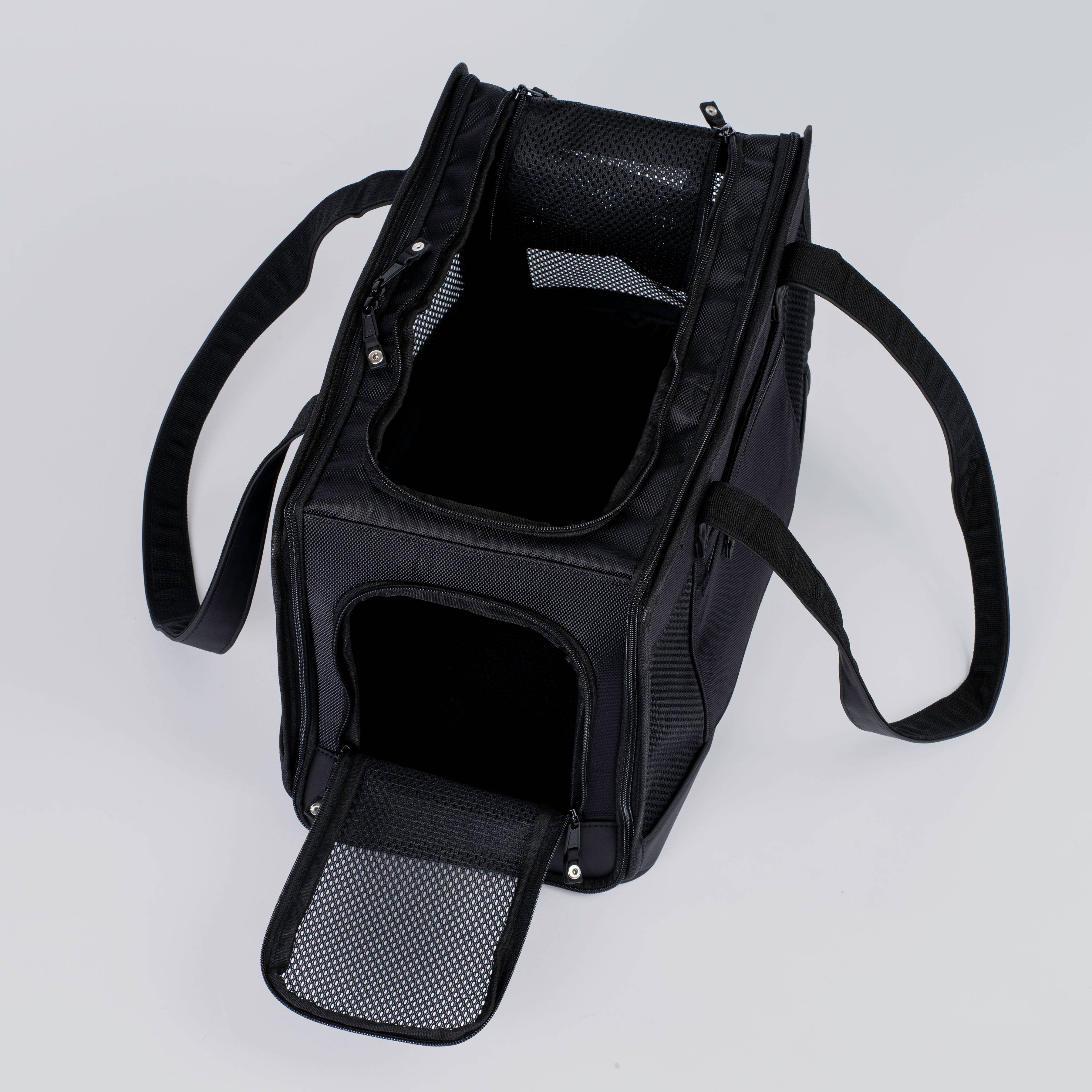 Oskar & Friends Pet Travel Carrier - Airline Compliant, Lightweight - Image 5