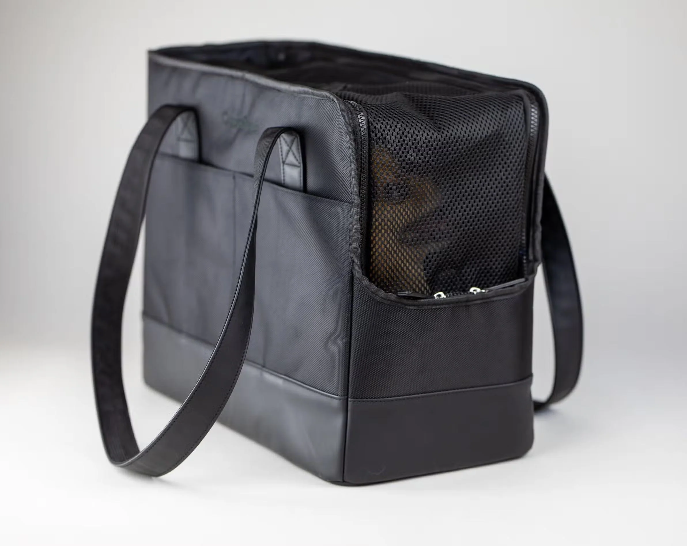Oskar & Friends Pet Tote Bag – Fashion Meets Function - Image 11