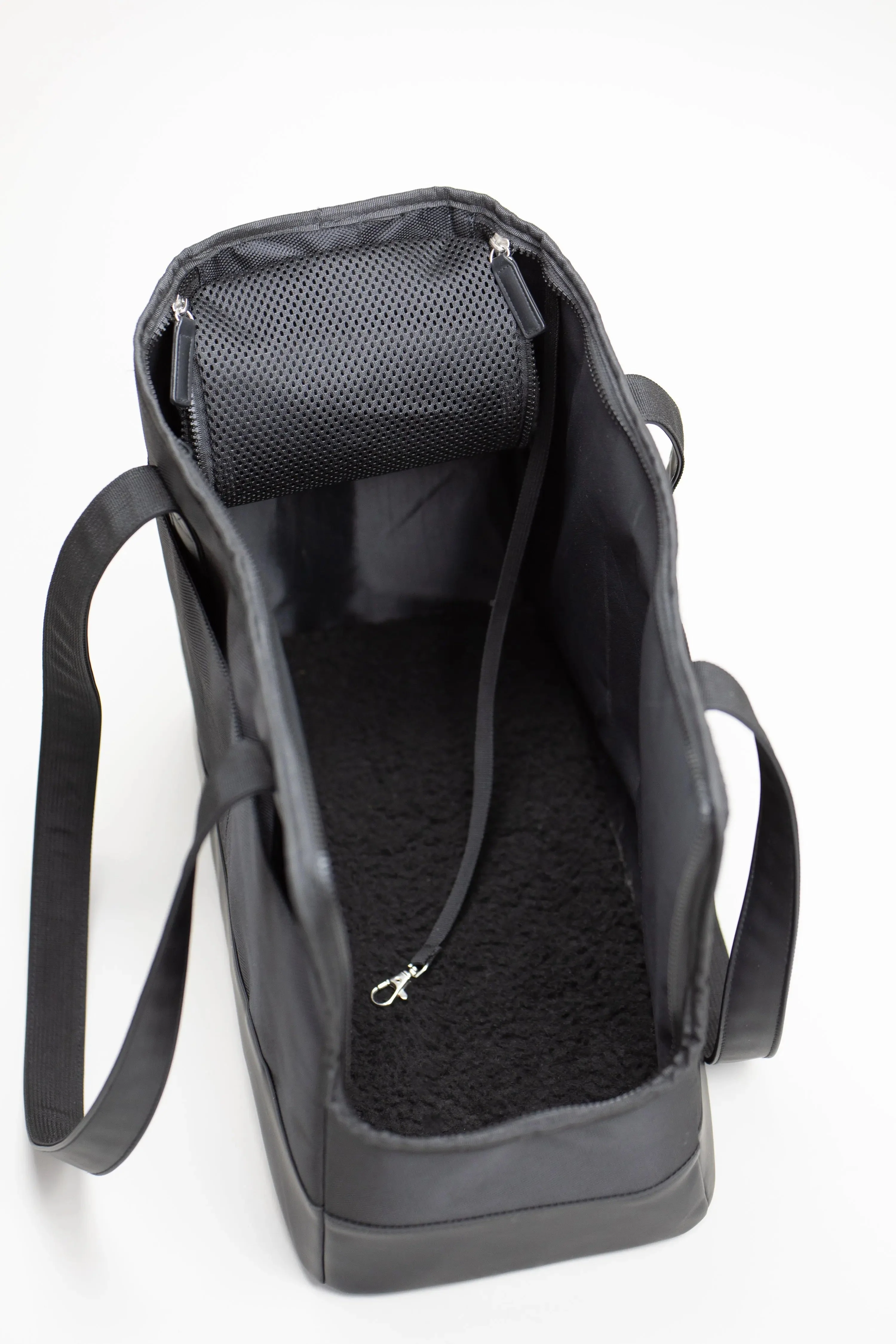 Oskar & Friends Pet Tote Bag – Fashion Meets Function - Image 8