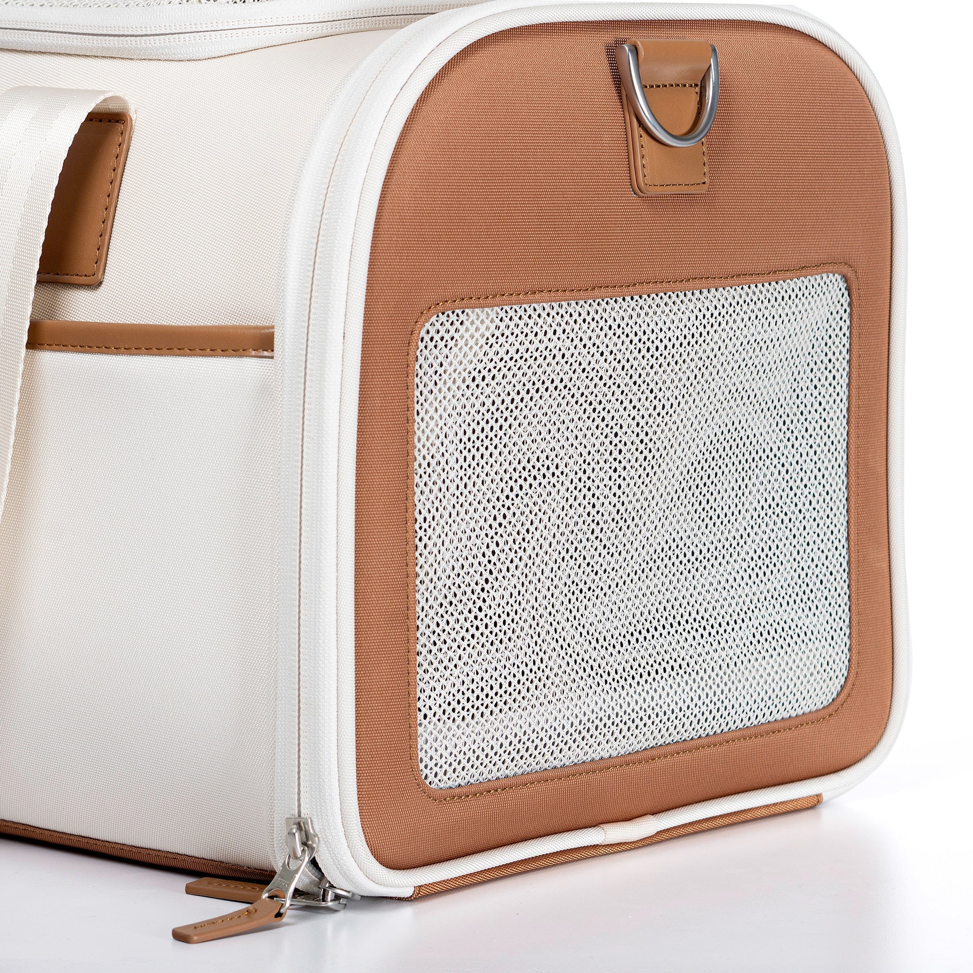 Argo Pawsport To Adventure Pet Carrier - Image 19